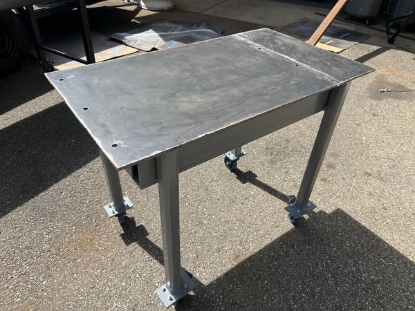 Photo Heavy, thick 38 deck Welding Table 42x24x34T, 4 casters $550