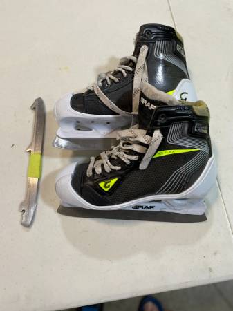 Photo Hockey Goalie Skates with extra steel $60