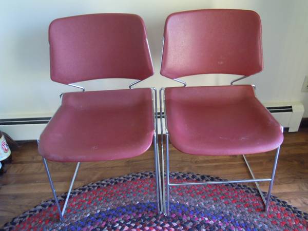Photo Krueger Matrix Stack Chairs - 2 chairs $70