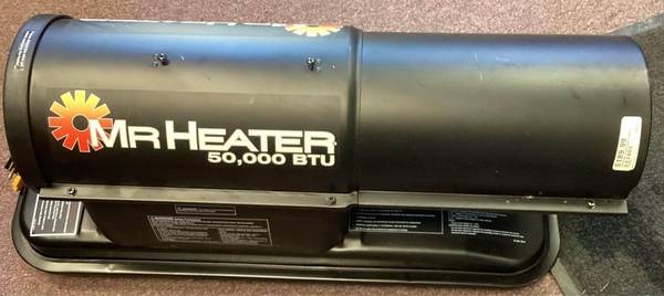 Photo Mr Heater 50,000 BTU Forced Air Kerosene Heater $150