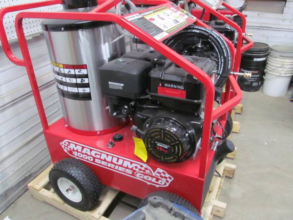 Photo NEW Easy Kleen 4000psi Hot water pressure washer $2,750