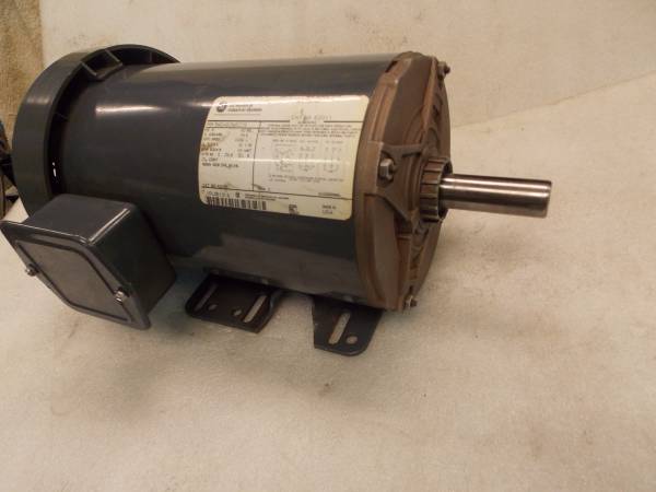 Photo NEW GE Electric Motor 3HP 3450rpm 230460v 3Ph TEFC 145T 500.00 Value $249