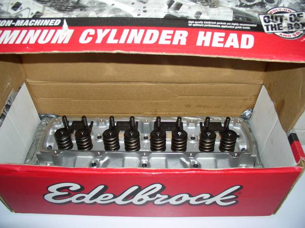 Photo Oldsmobile Aluminum Heads 455 OLDS New in the box $2,750