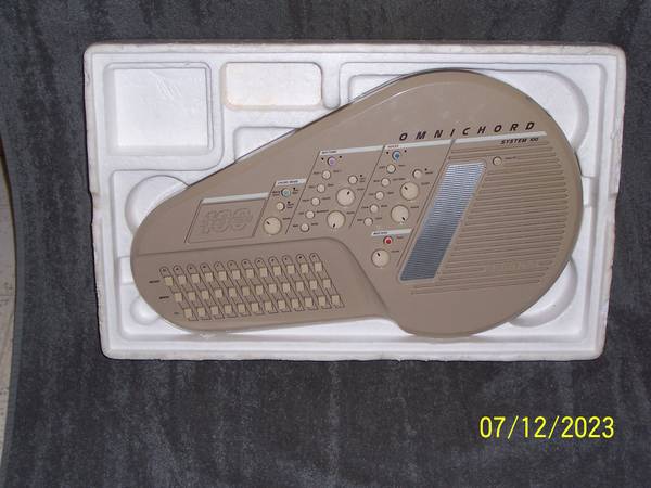 Photo Omnichord System 100 Awesome sounds $359