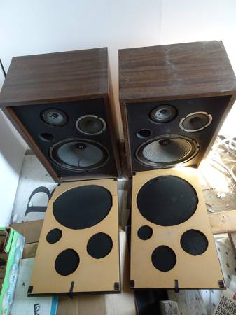 Photo Pair of Vintage OMEGA Wooden Stereo Audio Speakers 25 x 15 14 $165