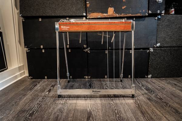 Photo Pedal steel guitar and accessories wanted $1