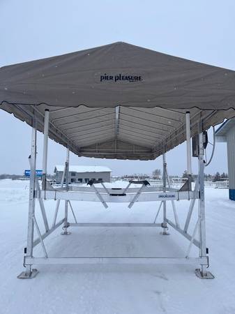 Pier Pleasure Vertical Boat Lift w/ Canopy $10,395 | Boats For Sale ...