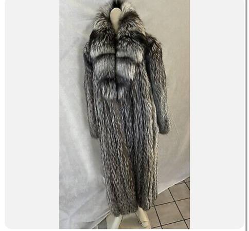 Photo Silver Fox grey coat $450