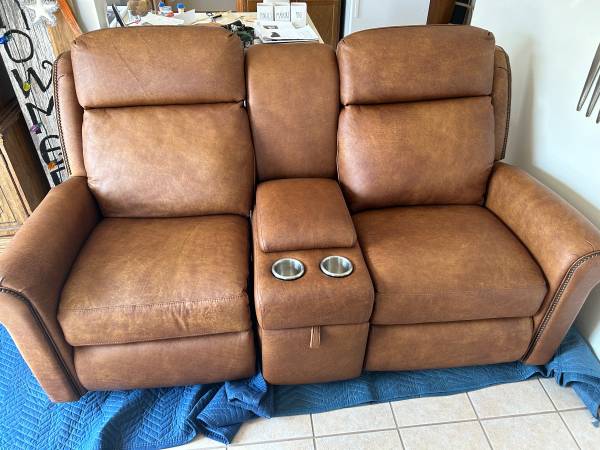Photo Smith Brothers, power reclining loveseat
