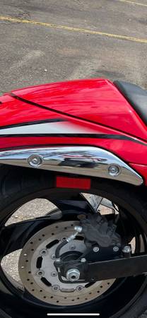 Photo Suzuki M109R Boulevard rear back red fender reflectors 2013 OEM $20