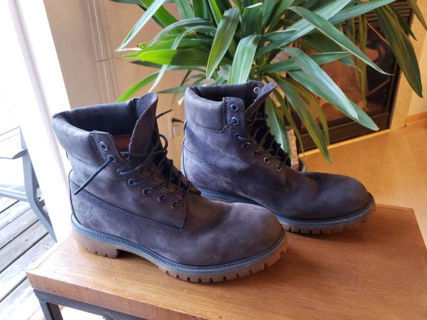 Timberland Navy Blue  Mens Size 10 $150