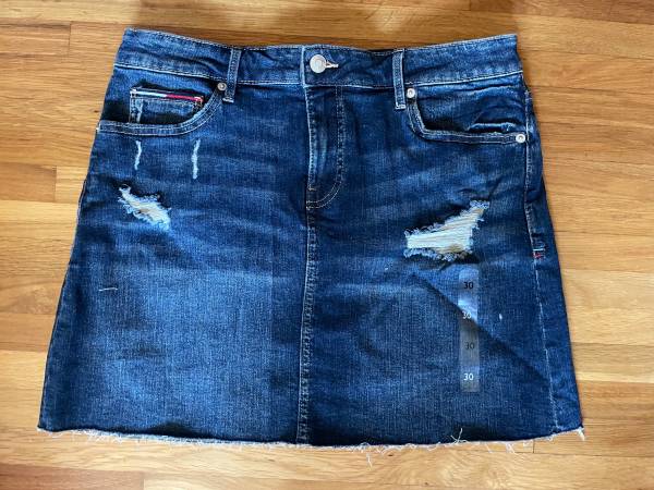 Photo Tommy Jeans Womens Denim Mini A-line Skirt Size 8W30 $10