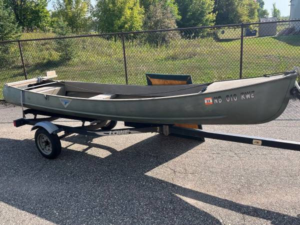 Price Reduced  Grumman Sport Boat $1,299