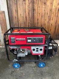 Honda EM 5000S Generator  825