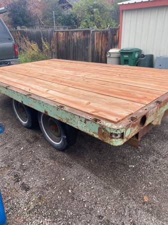 14 foot trailer $1,400