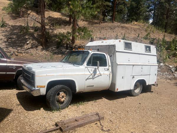 Photo 1989 Chevy 1ton mechanics truck $5,500