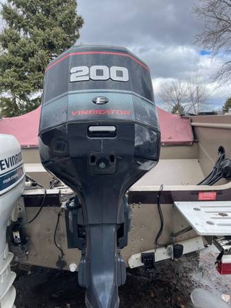 Photo 200 HP Evinrude Vindicator outboard motor $2,500