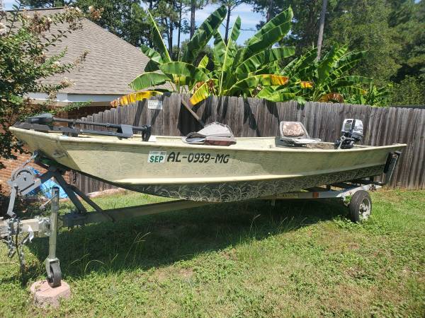 16 ft LOWE Aluminum Boat 25 hp Johnson $1