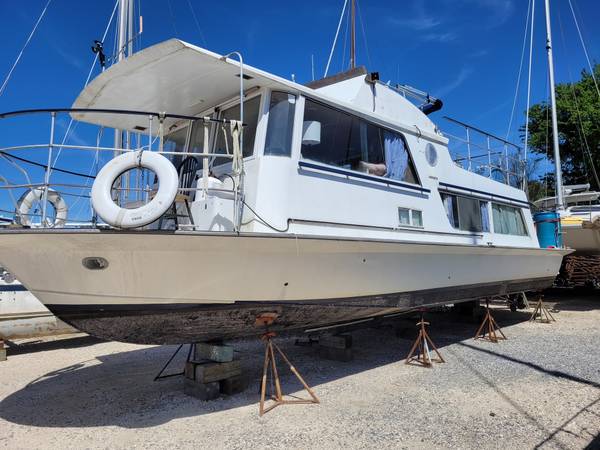 Photo 41 ft Houseboat $29,000