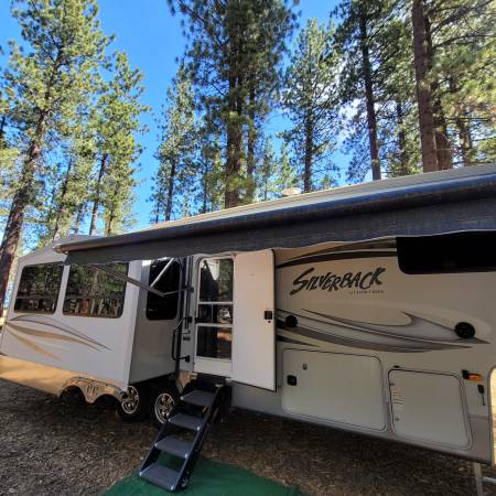 Photo 2014 Forrest River Silverback with built in generator $37,500