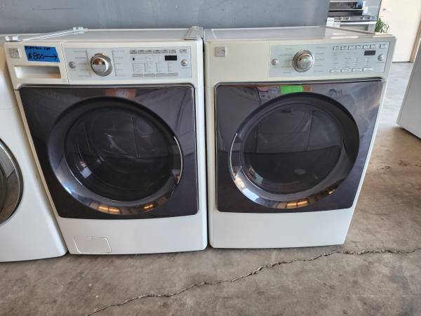 Photo KENMORE ELITE FRONT LOAD WASHER AND ELECTRIC DRYER SET $700