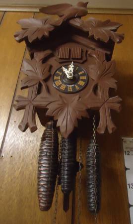 Photo Vintage Cuckoo clock $500