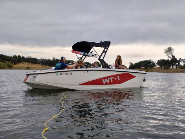 2016 heyday wt1 surf boat  sell  trade $35,000