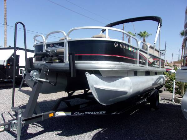 2019 Suntracker 18 Fishing Barge $16,900
