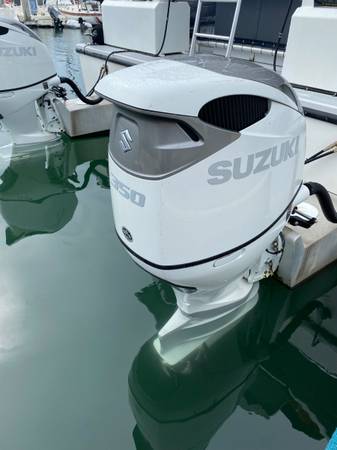 2022 Suzuki 350 outboard $16,000