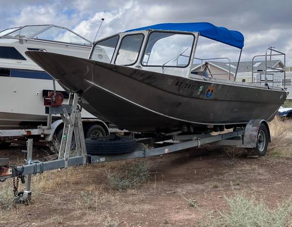 Photo 21 ft river jet boat $22,000