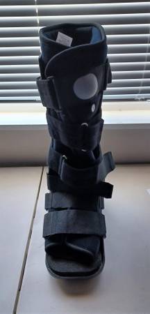 Photo Boot for injured Right or Left Foot $100