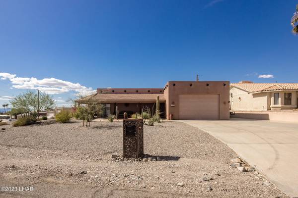 Create Memories with your Family Home in Lake Havasu City. 3 Beds, 2 Baths $545,000
