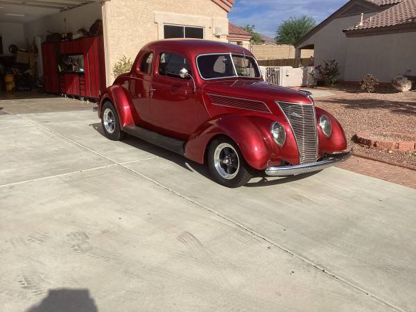 Photo Ford Coupe 1937 $32,000