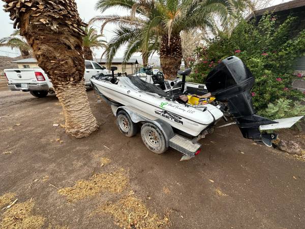Photo Skeeter bass boat $3,500