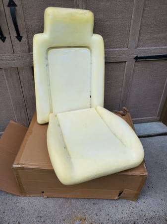Photo For Sale G-Body bucket seats $400