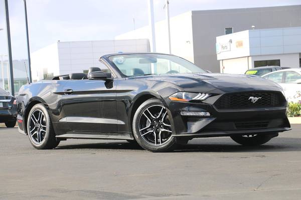 Photo 2018 Ford Mustang Black SAVE NOW - $29,488 (Seaside)