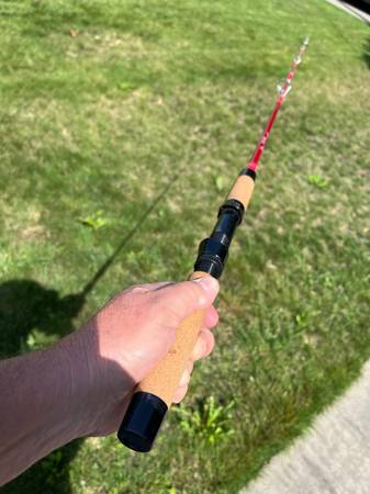 Photo Fish-N-Master Spinning Rod  NEW  $25