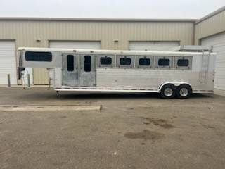 Photo Horse Pull Trailer 1999 Sundowner $17,500