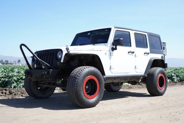 Photo Jeep Rubicon Unlimited - $30,000 (Salinas)