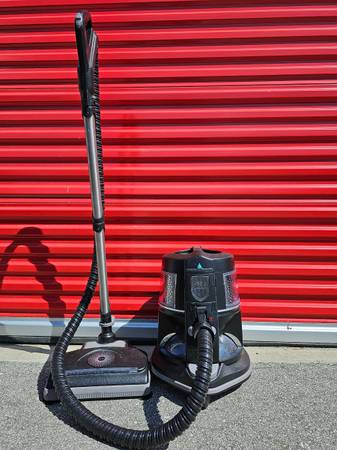 Photo Pristine Rainbow HEPA vacuum cleaner Black E2 Type 12 Two Speed $260