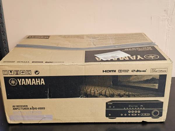 Yamaha RX V375 5.1 Channel AV Home Theater HDMI Receiver New $180