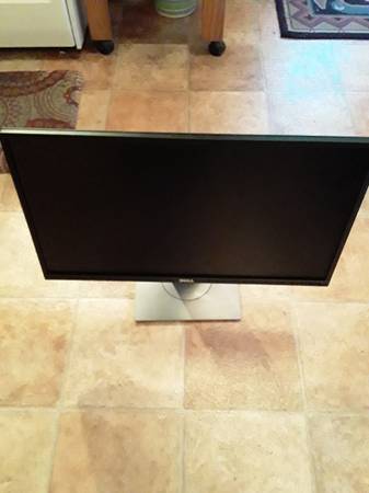 Photo Dell Computer Monitor with Stand 24 Inch Flat Screen Thin Black $50