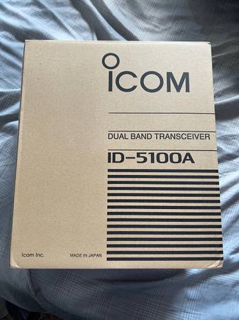 Photo Icom ID-5100A DELUXE Dual-Band Mobile $450