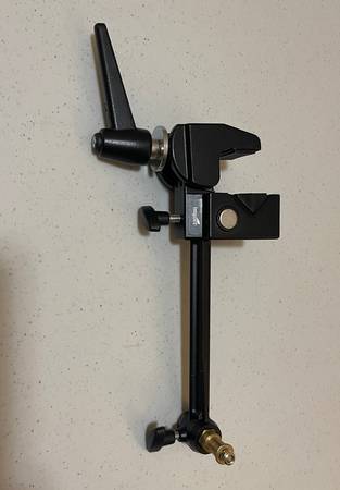 Photo Impact Super Cl with 6 Extension Arm and Spigot COMBO - $20 (Chevy Chase)