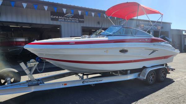 Photo JUST IN 2024 CROWNLINE 250XSS300HP V8 MERCURY OUTBOARDALL OPTIONS $118,983