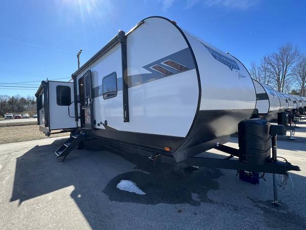 Photo HOT 2023 Wildwood 32RETX RV CALL FOR LOWEST PRICE NATIONWIDE $40988.00
