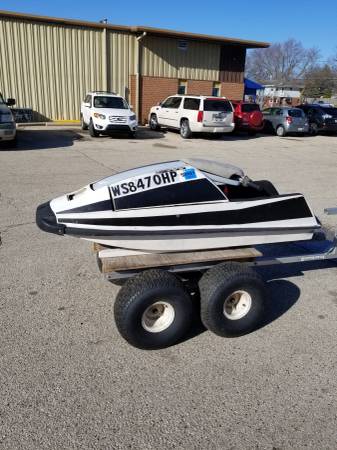 Photo Kawasaki X2  650sx and Yamaha Superjet Standup Jetskis - $2,000 (waukesha)