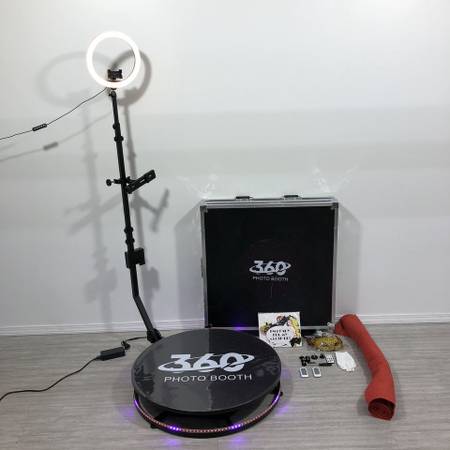 Photo MWE 360 Photo Booth with Ring Light for Parties 31.5 $1,000