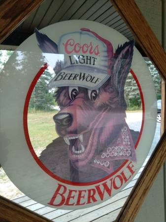 Photo Coors Light Beerwolf mirror $50