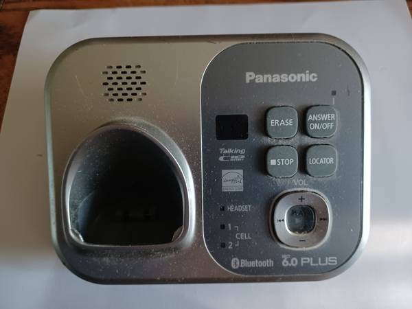 Photo Panasonic Cordless Answering Machine Base KX-TG7733S $10